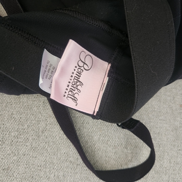 Bombshell Sportswear - Picture 3 of 5